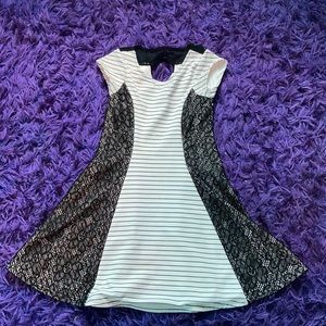 Girls dress